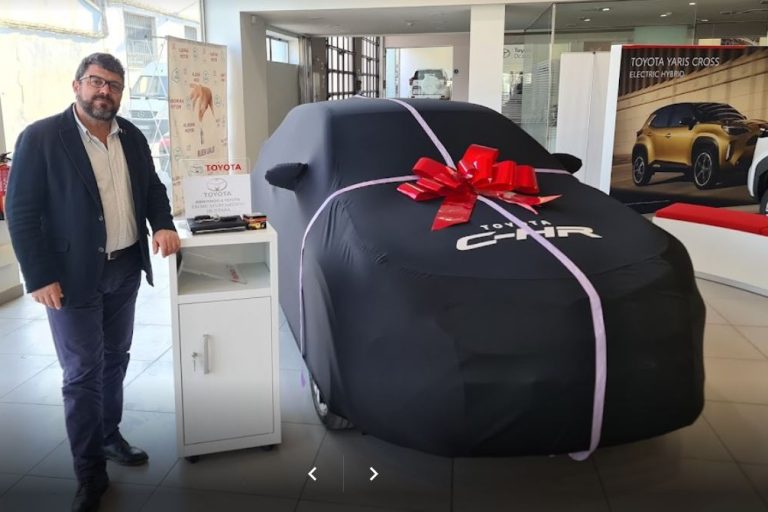 alcalde de fiñana con toyota alboran motor